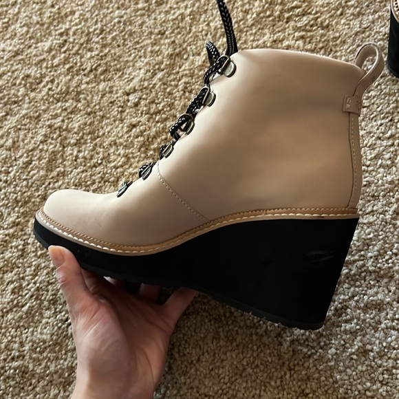 Toms Melrose Beige lace up wedge booties - Picture 9 of 11